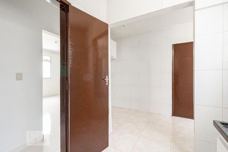 Cozinha de apartamento para alugar com 2 quartos, 60m² em Sagrada Família, Belo Horizonte