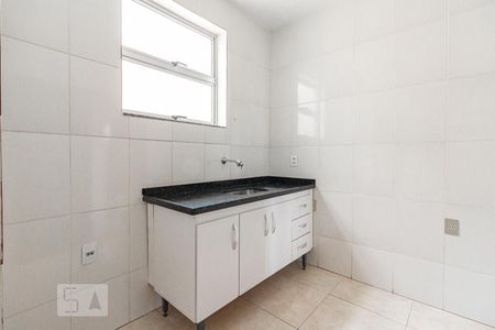 Cozinha de apartamento para alugar com 2 quartos, 60m² em Sagrada Família, Belo Horizonte