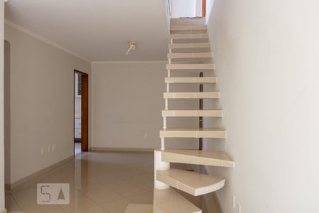 Sala  de apartamento para alugar com 2 quartos, 150m² em Boa Vista, São Caetano do Sul