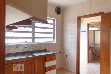 Casa à venda com 250m², 3 quartos e 7 vagasCozinha