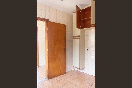 Casa à venda com 250m², 3 quartos e 7 vagasCozinha