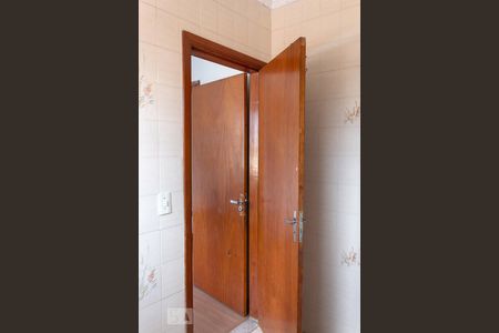 Casa à venda com 250m², 3 quartos e 7 vagasBanheiro do Quarto 2