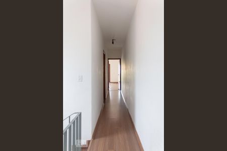 Casa à venda com 250m², 3 quartos e 7 vagasCorredor