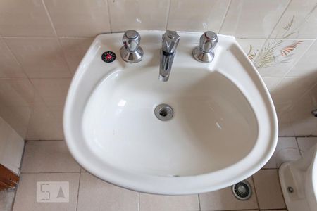 Casa à venda com 250m², 3 quartos e 7 vagasLavabo