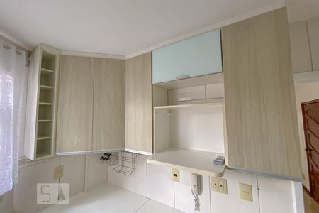 Apartamento à venda com 76m², 2 quartos e 1 vagaCozinha