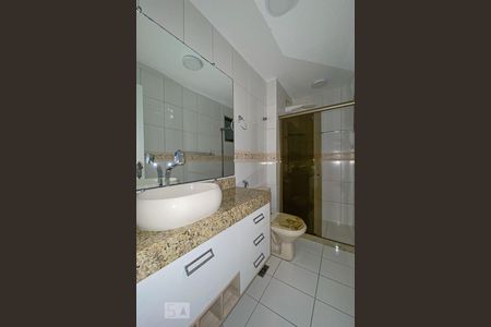 Apartamento à venda com 76m², 2 quartos e 1 vagaBanheiro - suíte 1