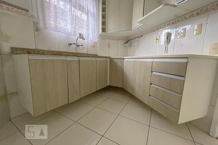 Apartamento à venda com 76m², 2 quartos e 1 vagaCozinha