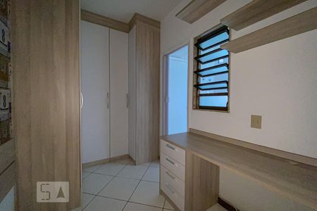 Apartamento à venda com 76m², 2 quartos e 1 vagaQuarto de Serviço