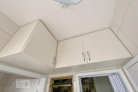 Apartamento à venda com 76m², 2 quartos e 1 vagaÁrea de Serviço