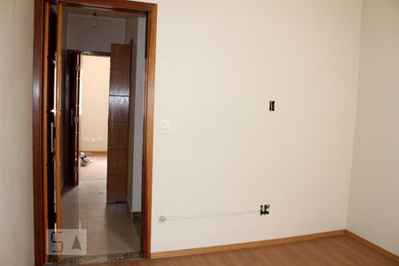 Casa de condomínio à venda com 69m², 2 quartos e 1 vagaquarto 2