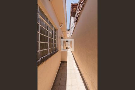 Casa à venda com 126m², 2 quartos e 2 vagasCorredor