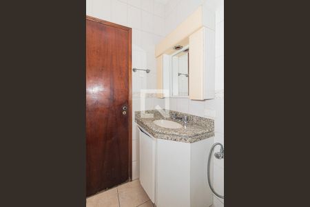 Casa à venda com 126m², 2 quartos e 2 vagasBanheiro