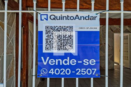 Casa à venda com 126m², 2 quartos e 2 vagasFachada com Plaquinha