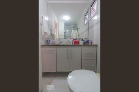 Banheiro de apartamento à venda com 3 quartos, 65m² em Jardim Itapeva, São Paulo