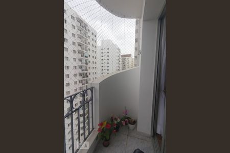 Sacada de apartamento à venda com 3 quartos, 65m² em Jardim Itapeva, São Paulo
