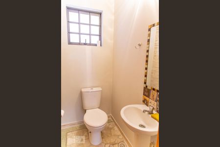 Lavabo de casa para alugar com 2 quartos, 122m² em Casa Branca, Santo André