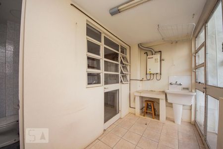 Apartamento à venda com 150m², 3 quartos e 1 vagaÁrea de Serviço