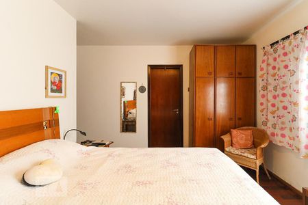 Casa à venda com 170m², 3 quartos e 2 vagasQuarto Suíte