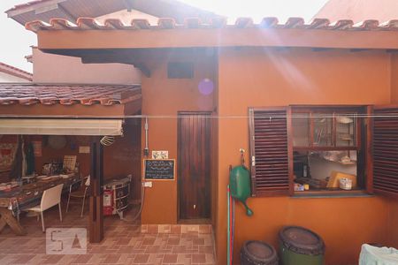 Casa à venda com 170m², 3 quartos e 2 vagasVista da Suíte