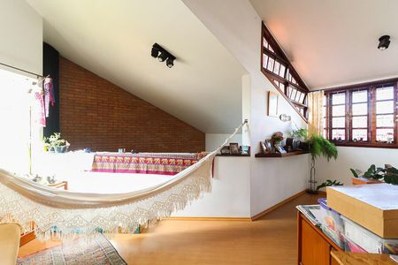 Sala de TV de casa à venda com 3 quartos, 170m² em Jardim Ester Yolanda, São Paulo