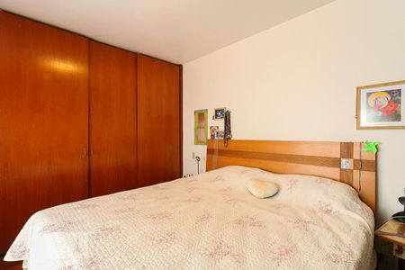 Casa à venda com 170m², 3 quartos e 2 vagasQuarto Suíte