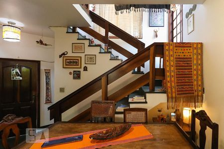 Casa à venda com 170m², 3 quartos e 2 vagasSala