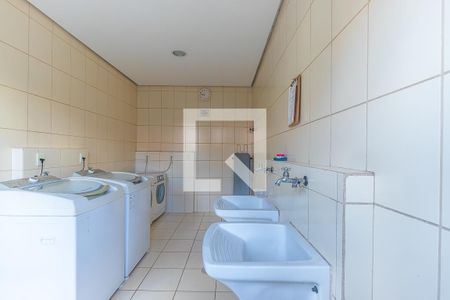 Apartamento para alugar com 50m², 2 quartos e 1 vaga Apartamento para alugar com 50m², 2 quartos e 1 vagaÁrea Comum - Lavanderia