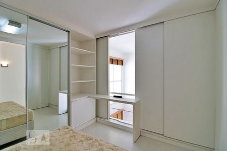 Apartamento para alugar com 58m², 1 quarto e 2 vagas Apartamento para alugar com 58m², 1 quarto e 2 vagasSuíte