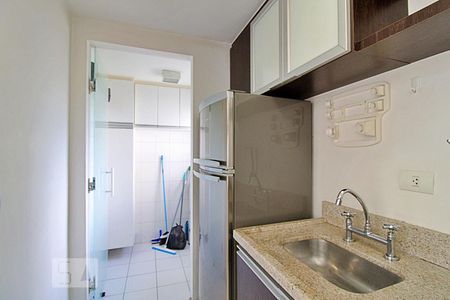 Apartamento para alugar com 58m², 1 quarto e 2 vagas Apartamento para alugar com 58m², 1 quarto e 2 vagasCozinha