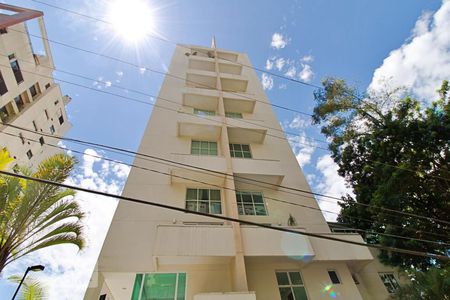 Apartamento para alugar com 58m², 1 quarto e 2 vagas Apartamento para alugar com 58m², 1 quarto e 2 vagasFachada