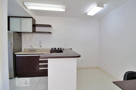 Apartamento para alugar com 58m², 1 quarto e 2 vagas Apartamento para alugar com 58m², 1 quarto e 2 vagasCozinha