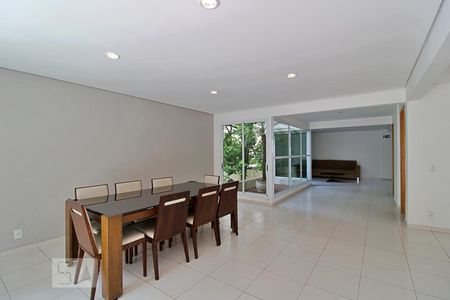 Apartamento para alugar com 58m², 1 quarto e 2 vagas Apartamento para alugar com 58m², 1 quarto e 2 vagasÁrea Comum - Salão de festas