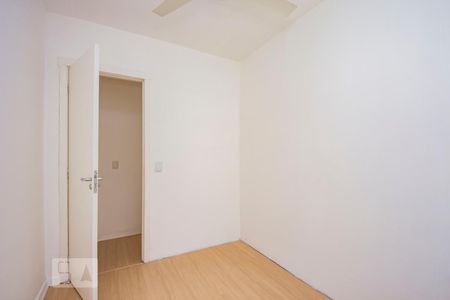 Quarto 1 de apartamento à venda com 3 quartos, 69m² em Vila Ipiranga, Porto Alegre