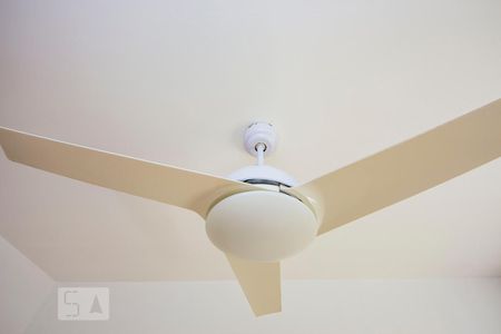 Ventilador Quarto 1 de apartamento à venda com 3 quartos, 69m² em Vila Ipiranga, Porto Alegre