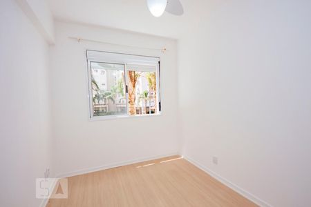 Quarto 2 de apartamento à venda com 3 quartos, 69m² em Vila Ipiranga, Porto Alegre