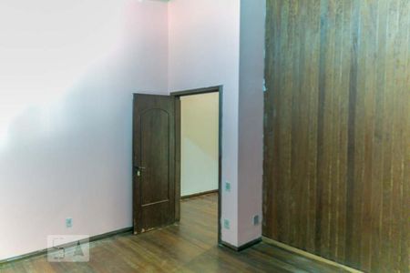 Casa à venda com 320m², 5 quartos e 6 vagasQuarto 4