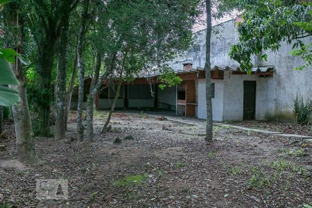 Casa à venda com 320m², 5 quartos e 6 vagasQuintal