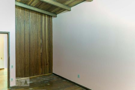 Casa à venda com 320m², 5 quartos e 6 vagasQuarto 4