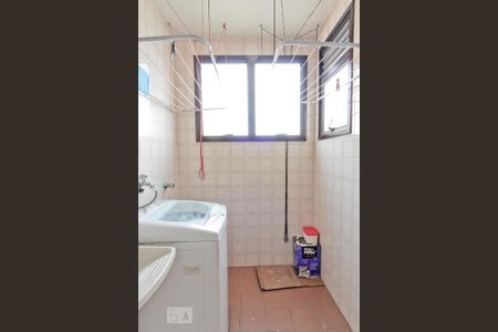 Apartamento para alugar com 70m², 2 quartos e 1 vagaÁrea de Serviço