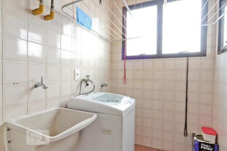 Apartamento para alugar com 70m², 2 quartos e 1 vagaÁrea de Serviço
