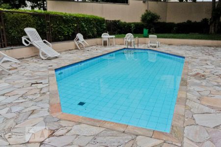 Apartamento para alugar com 70m², 2 quartos e 1 vagaÁrea comum - Piscina