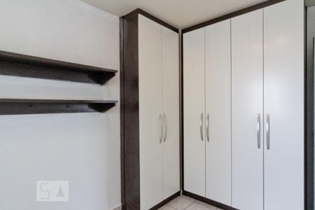 Quarto 1 de apartamento para alugar com 2 quartos, 70m² em Vila Mangalot, São Paulo