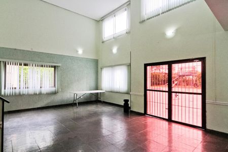 Apartamento para alugar com 70m², 2 quartos e 1 vagaÁrea comum - Salão de festas