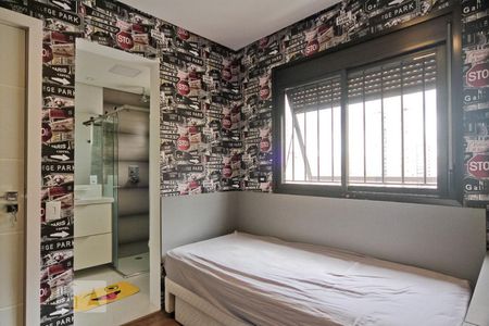 Apartamento à venda com 160m², 4 quartos e 2 vagasSuíte 1