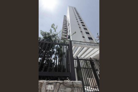 Apartamento à venda com 160m², 4 quartos e 2 vagasFachada