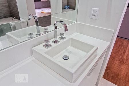 Apartamento à venda com 160m², 4 quartos e 2 vagasBanheiro da Suíte americana 