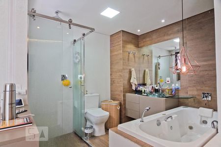 Apartamento à venda com 160m², 4 quartos e 2 vagasBanheiro da Suíte master