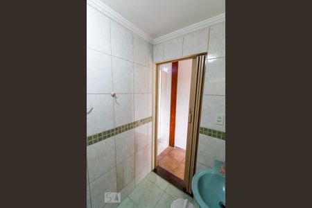 Banheiro de casa à venda com 2 quartos, 60m² em Jardim Santa Inês, Guarulhos