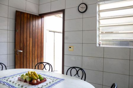 Casa à venda com 200m², 3 quartos e 3 vagasCozinha