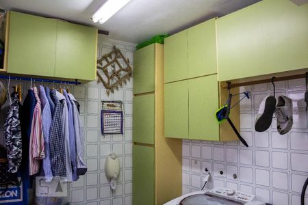 Casa à venda com 200m², 3 quartos e 3 vagasÁrea de Serviço